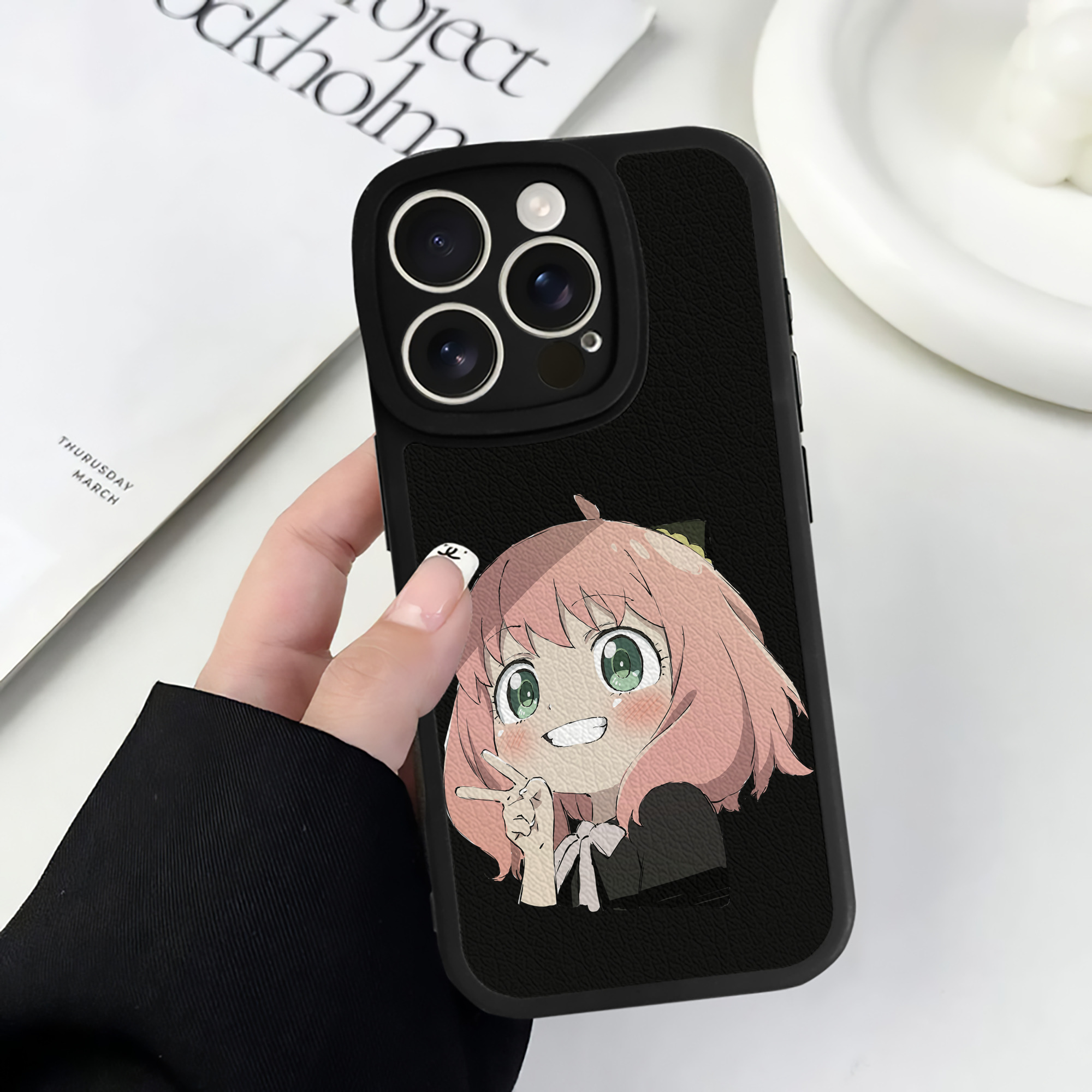 （画像用） SPY×FAMILY间谍家家酒 【iPhone 16シリーズ対応】シリコンスマホケース（レザー調） 材質：シリコン